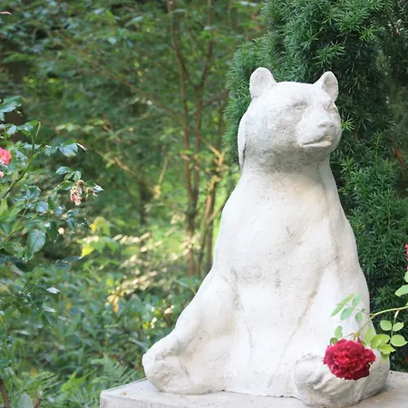 Wohlfuehloase Fuer Und Gartenliebhaber *
